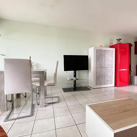Buntspecht - G 25 By Interhome